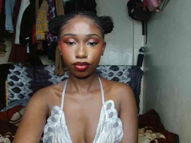 Boughie-birdy webcam