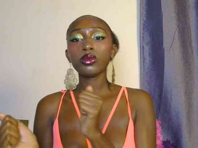 Boughie-birdy webcam