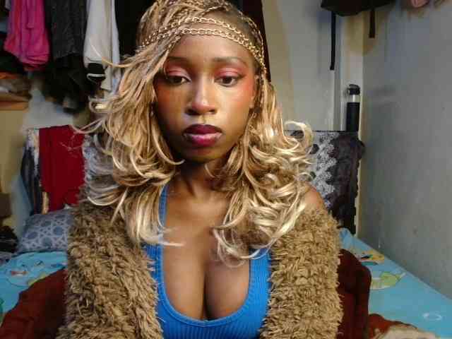 Boughie-birdy webcam