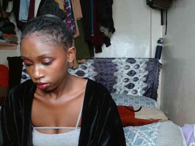 Boughie-birdy webcam