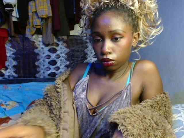 Boughie-birdy webcam