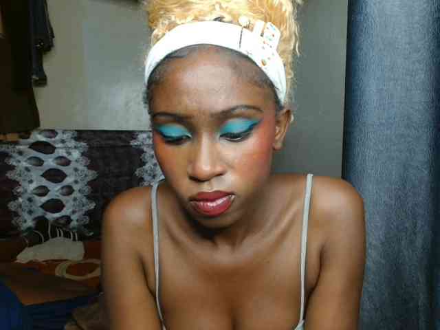 Boughie-birdy webcam