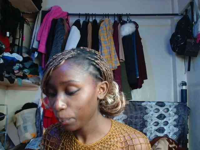 Boughie-birdy webcam
