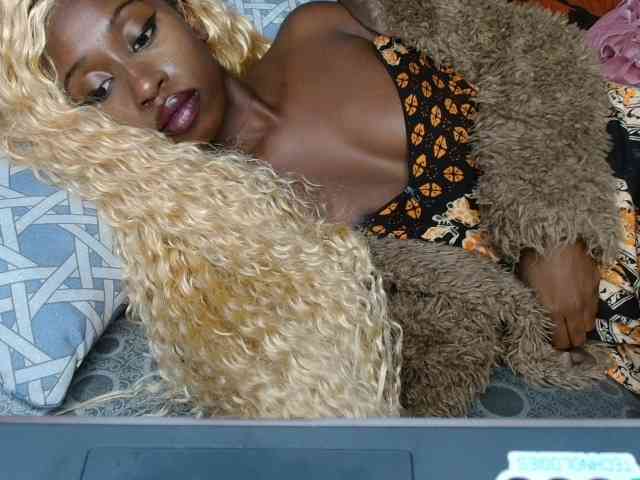 Boughie-birdy webcam