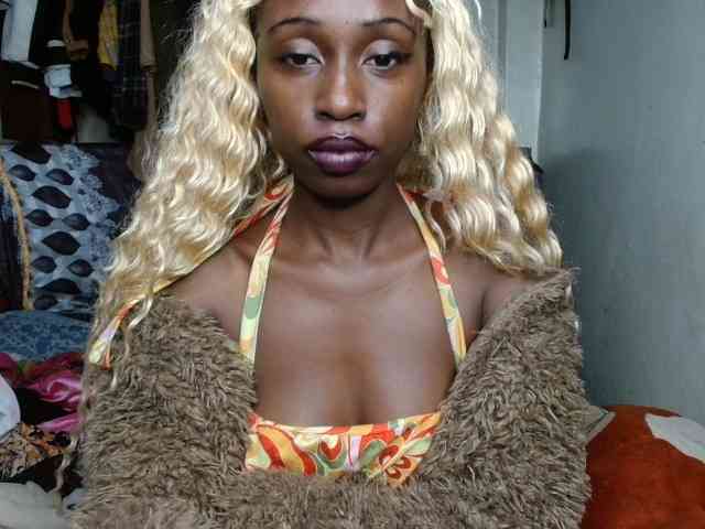 Boughie-birdy webcam