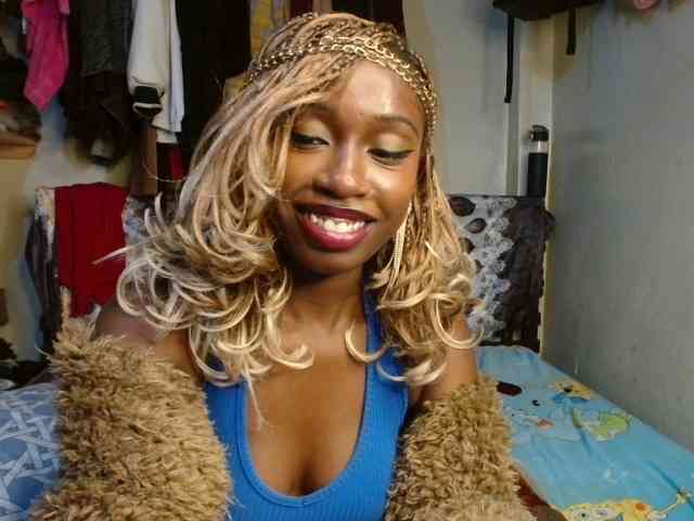 Boughie-birdy webcam