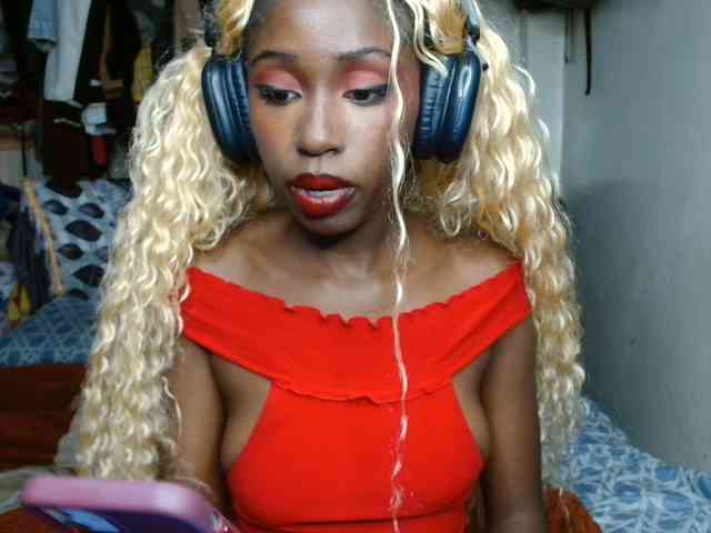 Boughie-birdy webcam