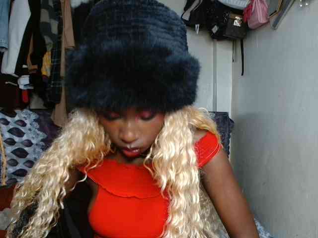 Boughie-birdy webcam