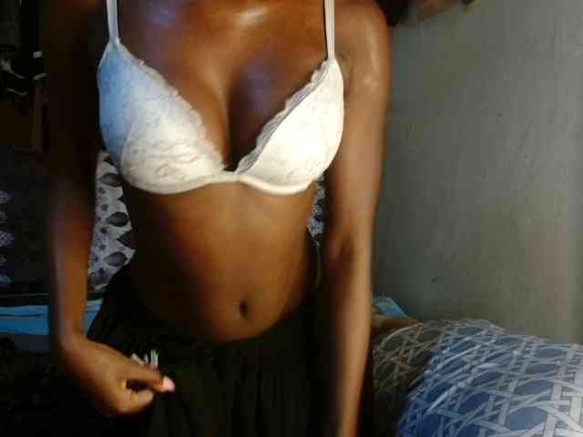 Boughie-birdy webcam