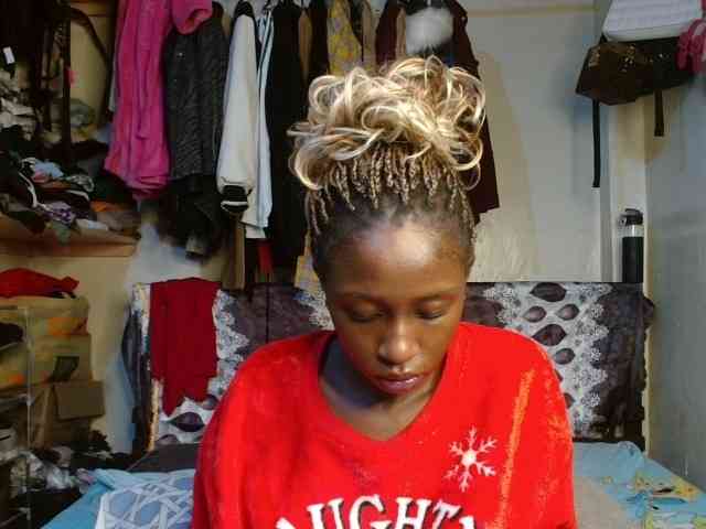 Boughie-birdy webcam