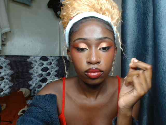 Boughie-birdy webcam