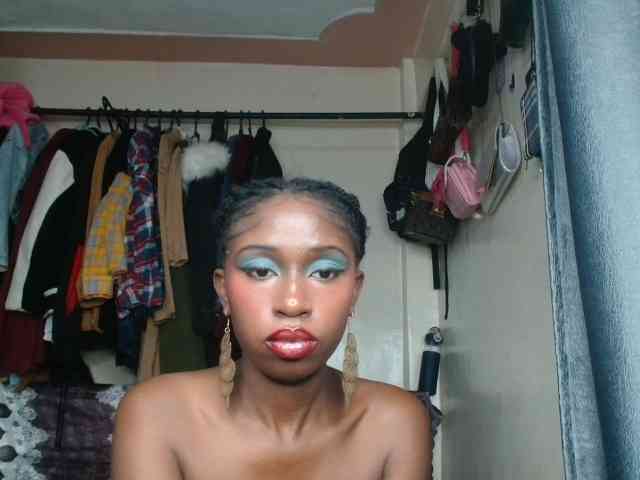 Boughie-birdy webcam