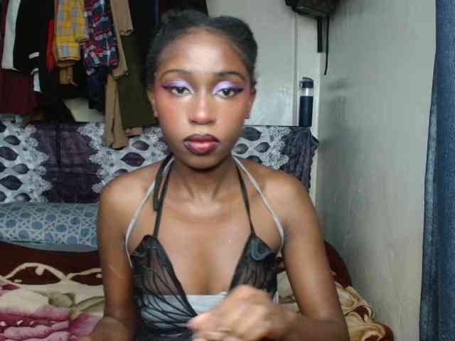Boughie-birdy webcam