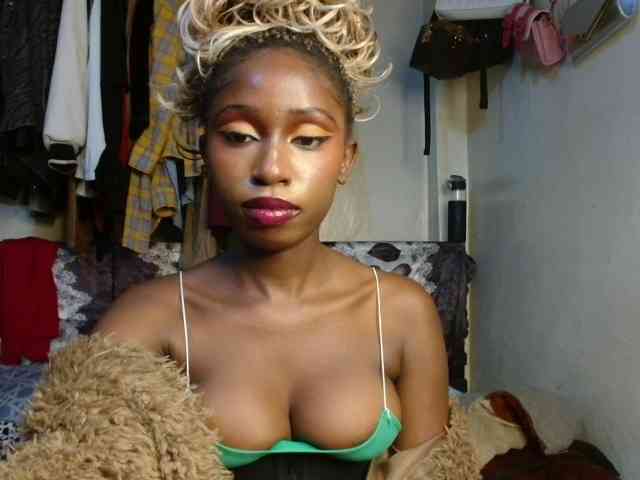 Boughie-birdy webcam