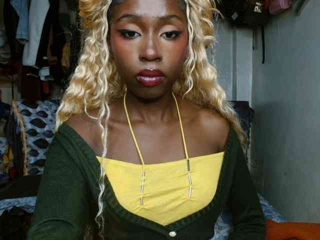 Boughie-birdy webcam