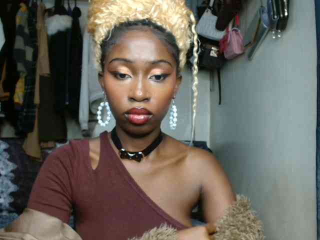 Boughie-birdy webcam