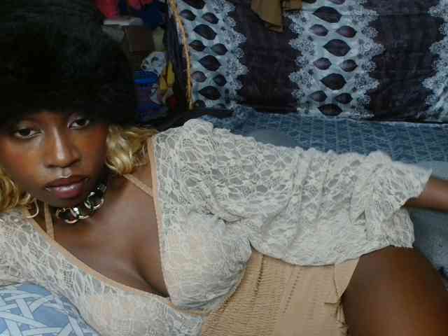 Boughie-birdy webcam