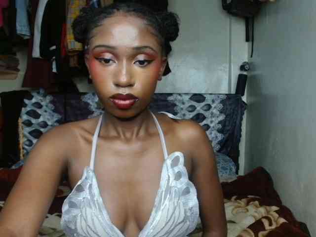 Boughie-birdy webcam