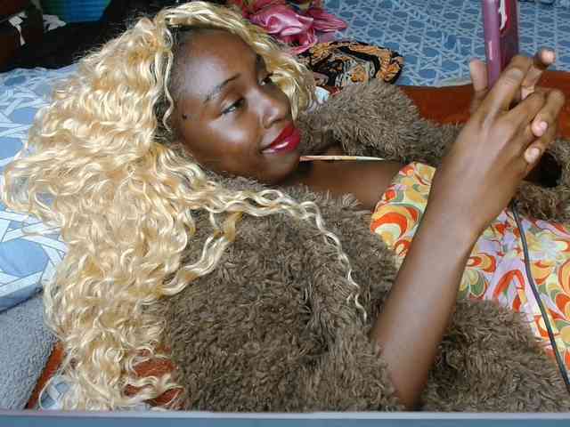 Boughie-birdy webcam