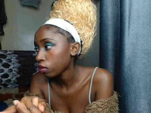 Boughie-birdy webcam