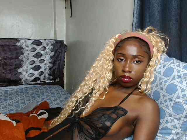 Boughie-birdy webcam