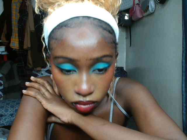 Boughie-birdy webcam