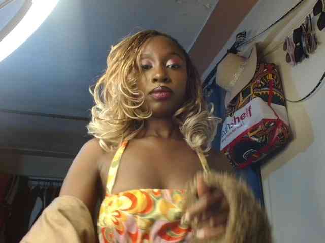 Boughie-birdy webcam