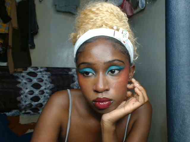 Boughie-birdy webcam