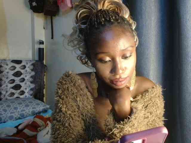 Boughie-birdy webcam