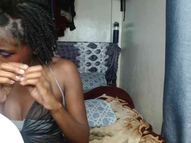 Boughie-birdy webcam