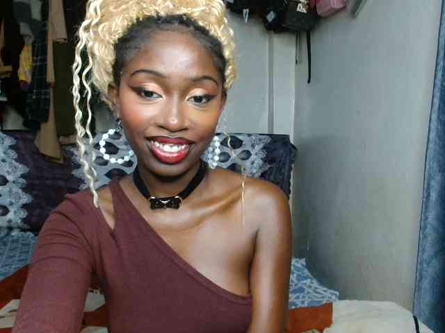 Boughie-birdy webcam