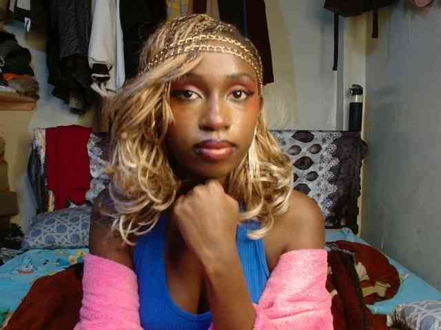 Boughie-birdy webcam