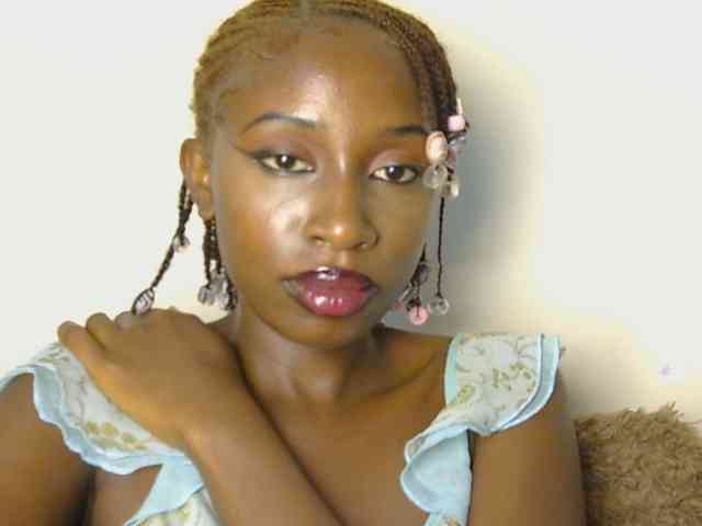 Boughie-birdy webcam