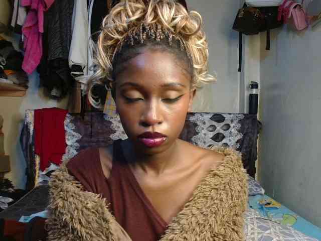 Boughie-birdy webcam