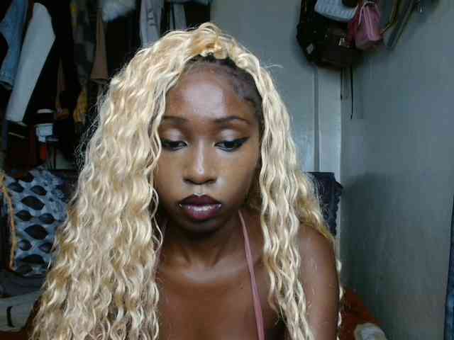 Boughie-birdy webcam