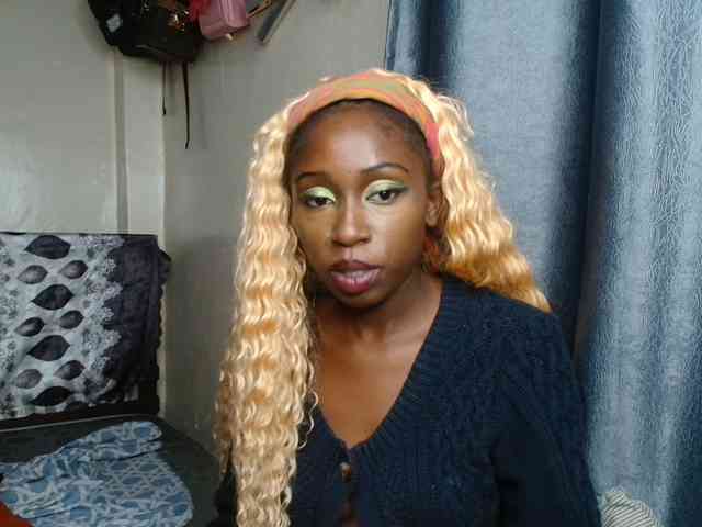 Boughie-birdy webcam