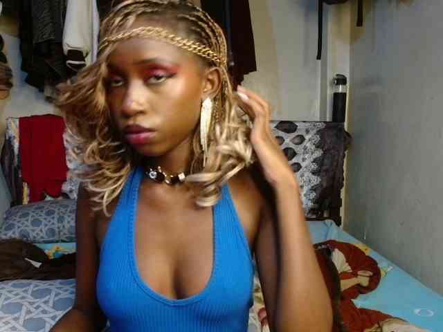 Boughie-birdy webcam