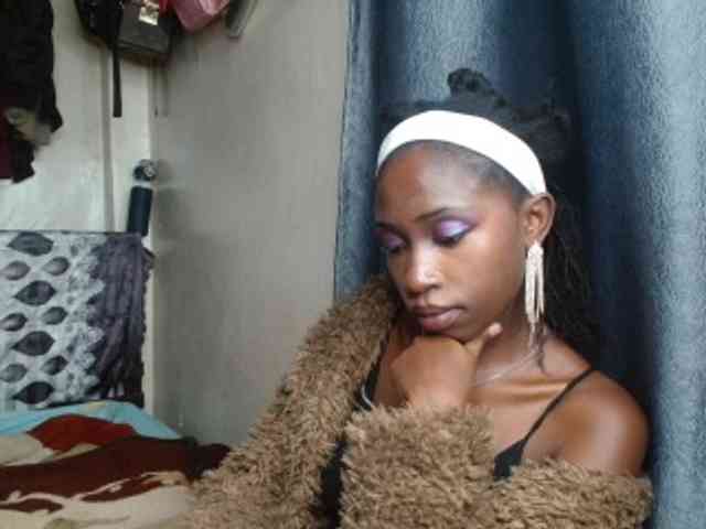 Boughie-birdy webcam