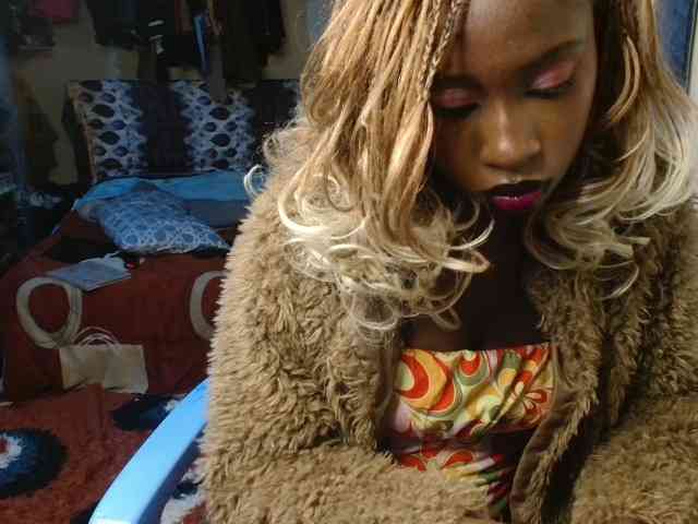 Boughie-birdy webcam