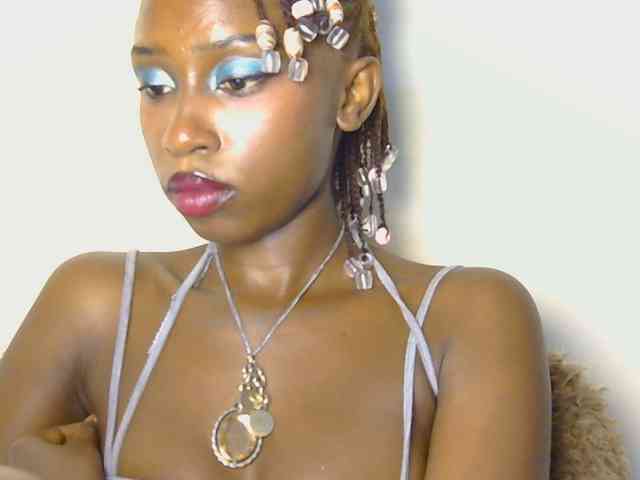 Boughie-birdy webcam