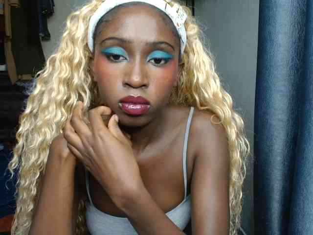 Boughie-birdy webcam