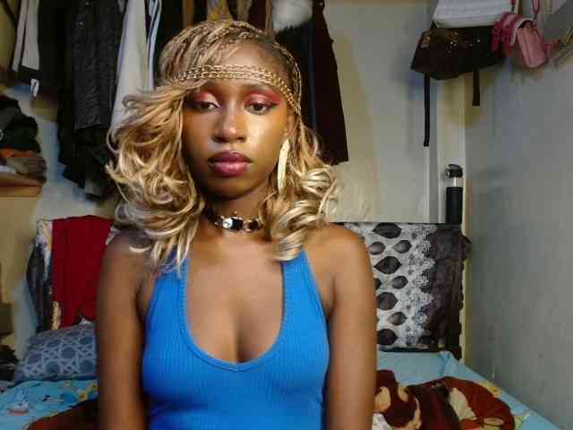 Boughie-birdy webcam