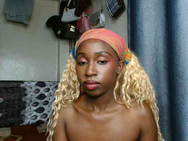 Boughie-birdy webcam