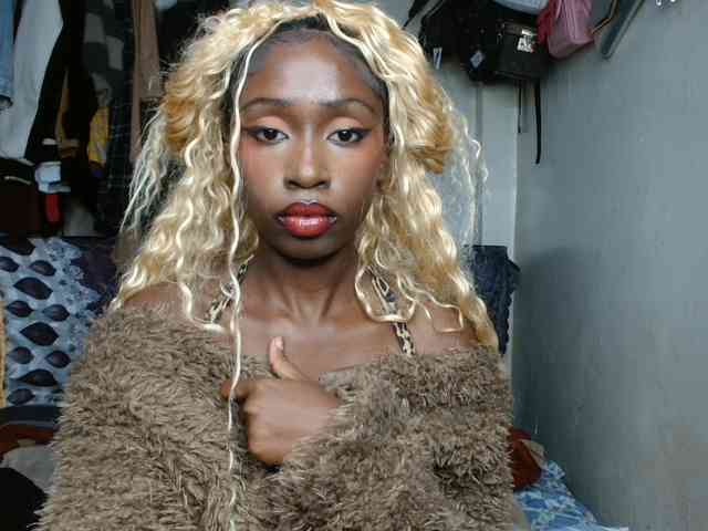 Boughie-birdy webcam