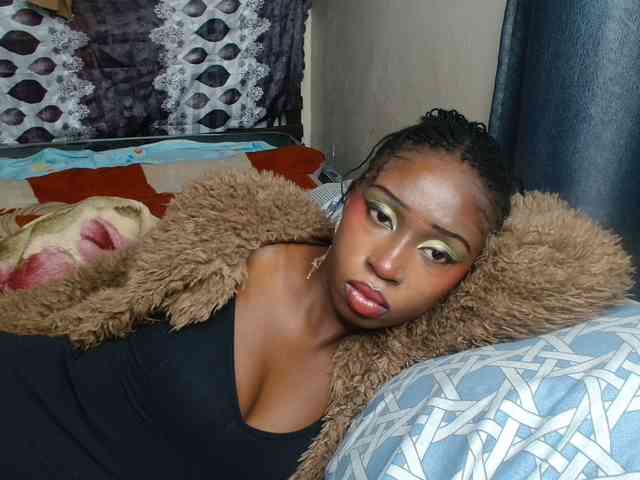 Boughie-birdy webcam