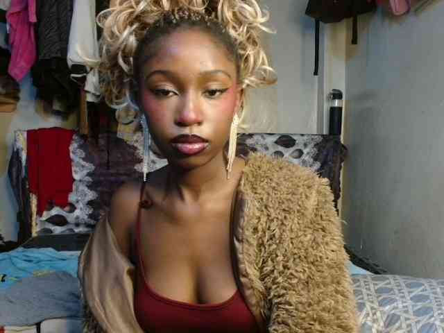 Boughie-birdy webcam