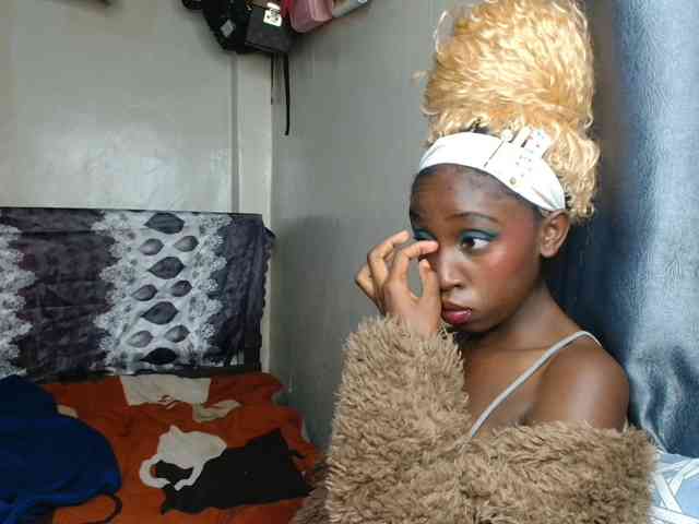 Boughie-birdy webcam