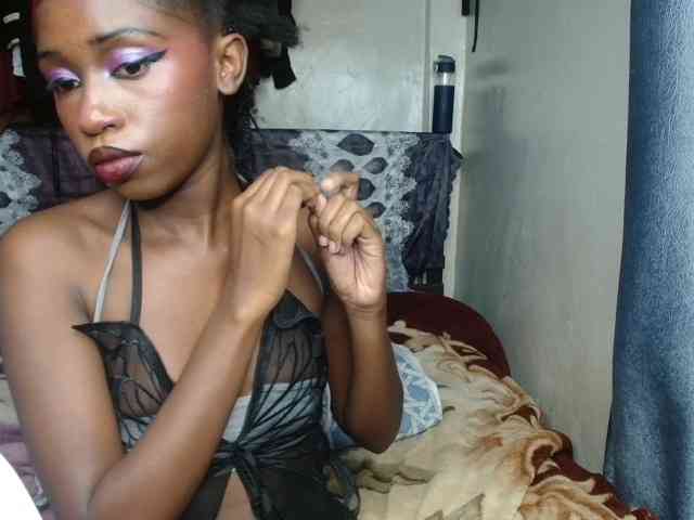 Boughie-birdy webcam