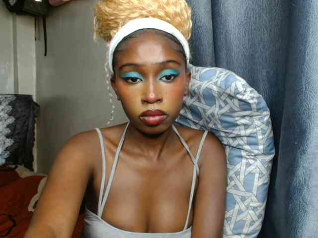 Boughie-birdy webcam