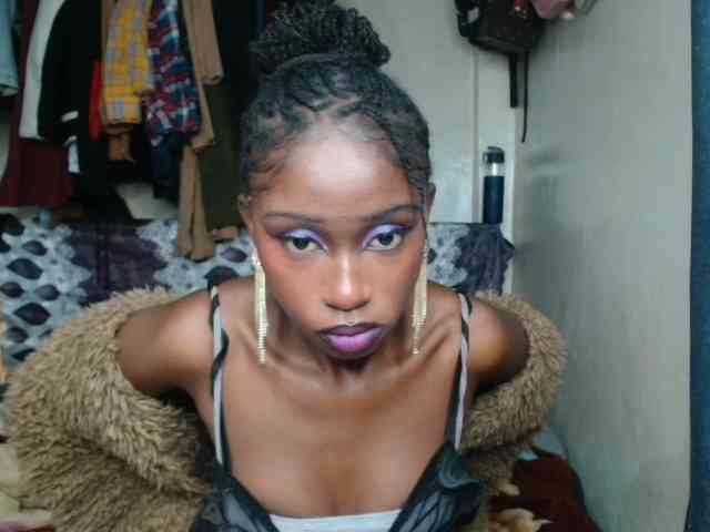 Boughie-birdy webcam